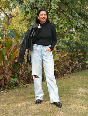Light Wash Ripped Relaxed Fit Jeans