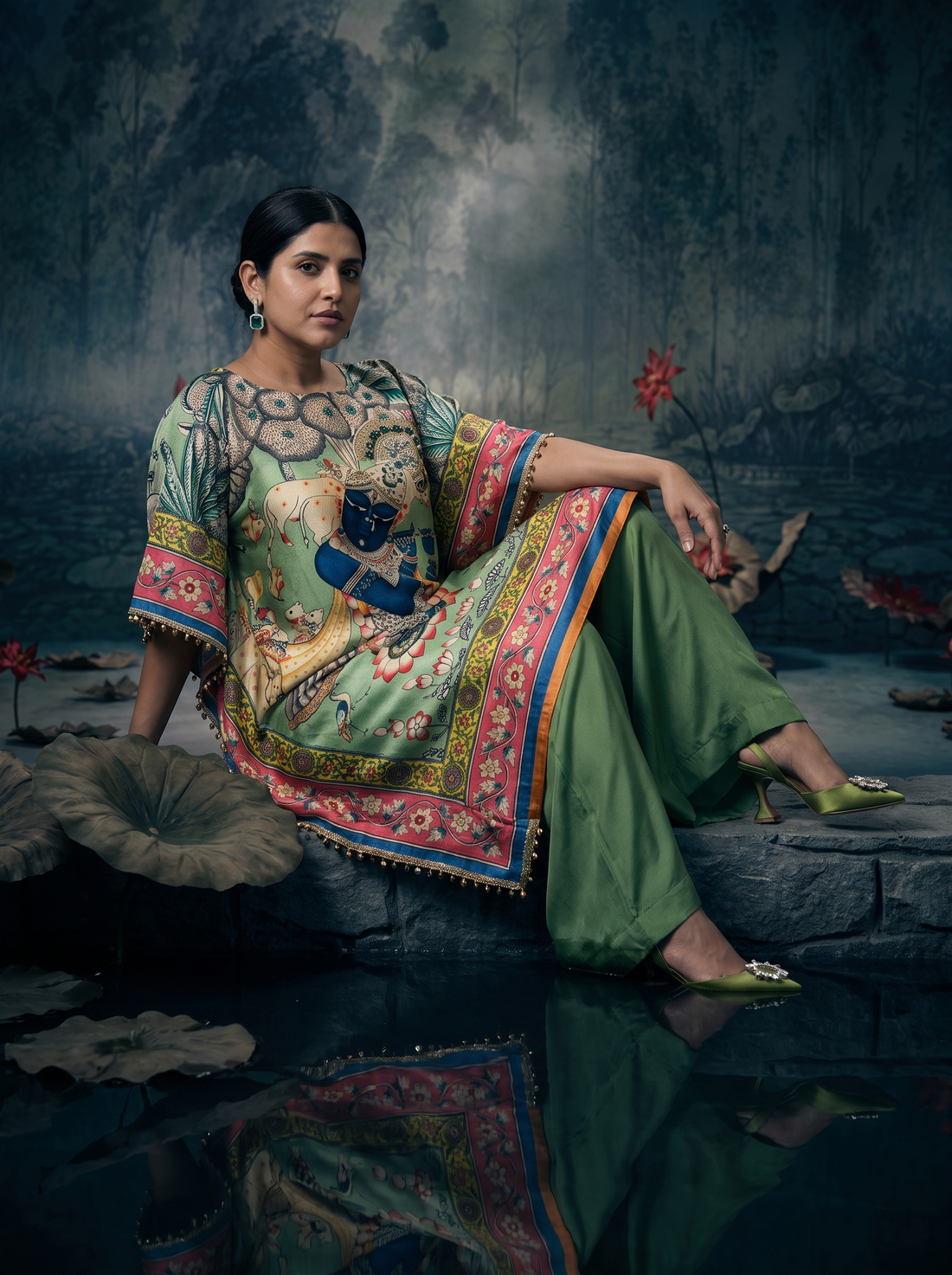 Shri Krishna Kaftan Set